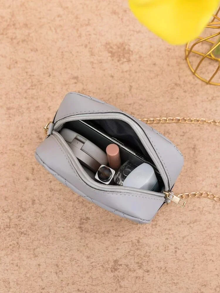 Urban Chic Crossbody Bag - Gray - Image 4