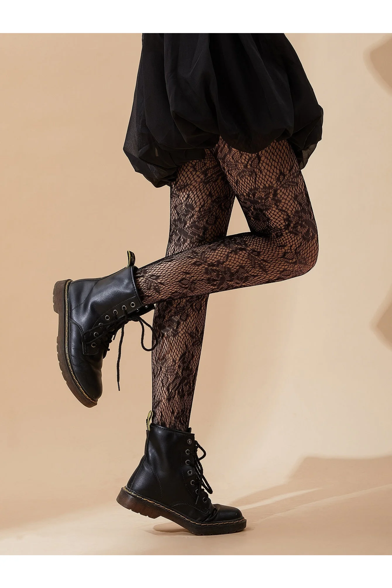 SHEIN Flower Pattern Fishnet Tights - Image 4