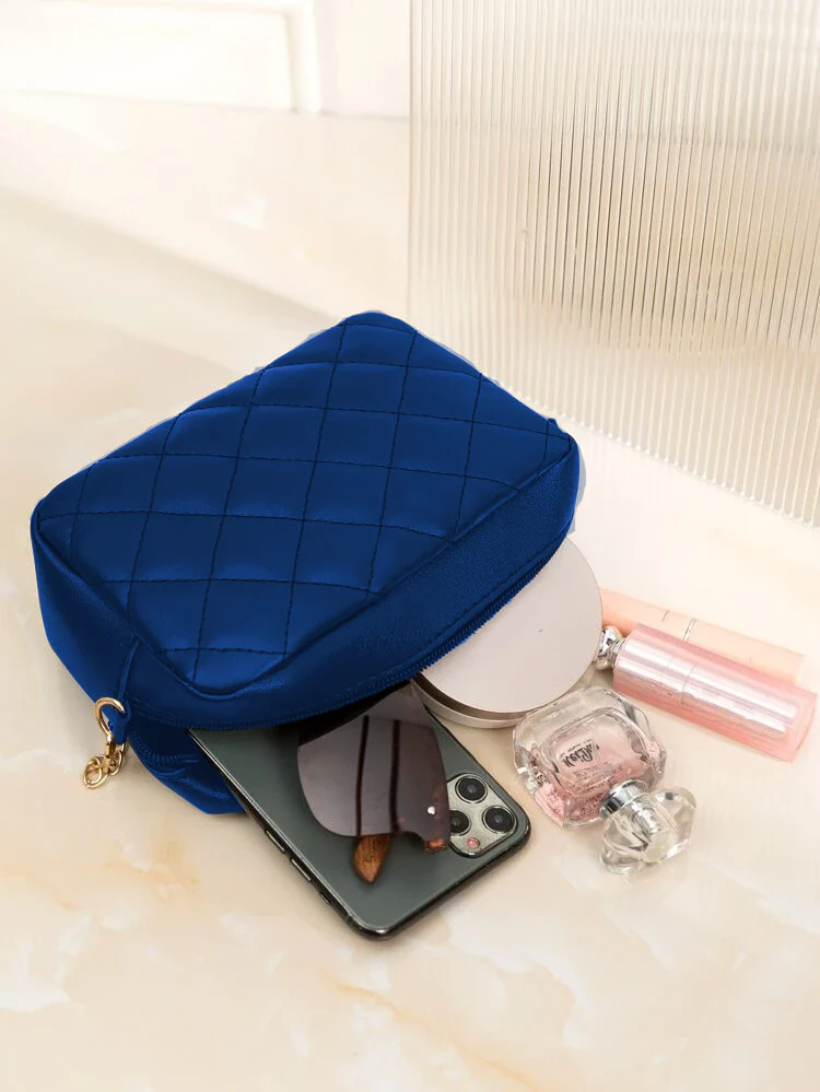 Urban Chic Crossbody Bag - Image 8